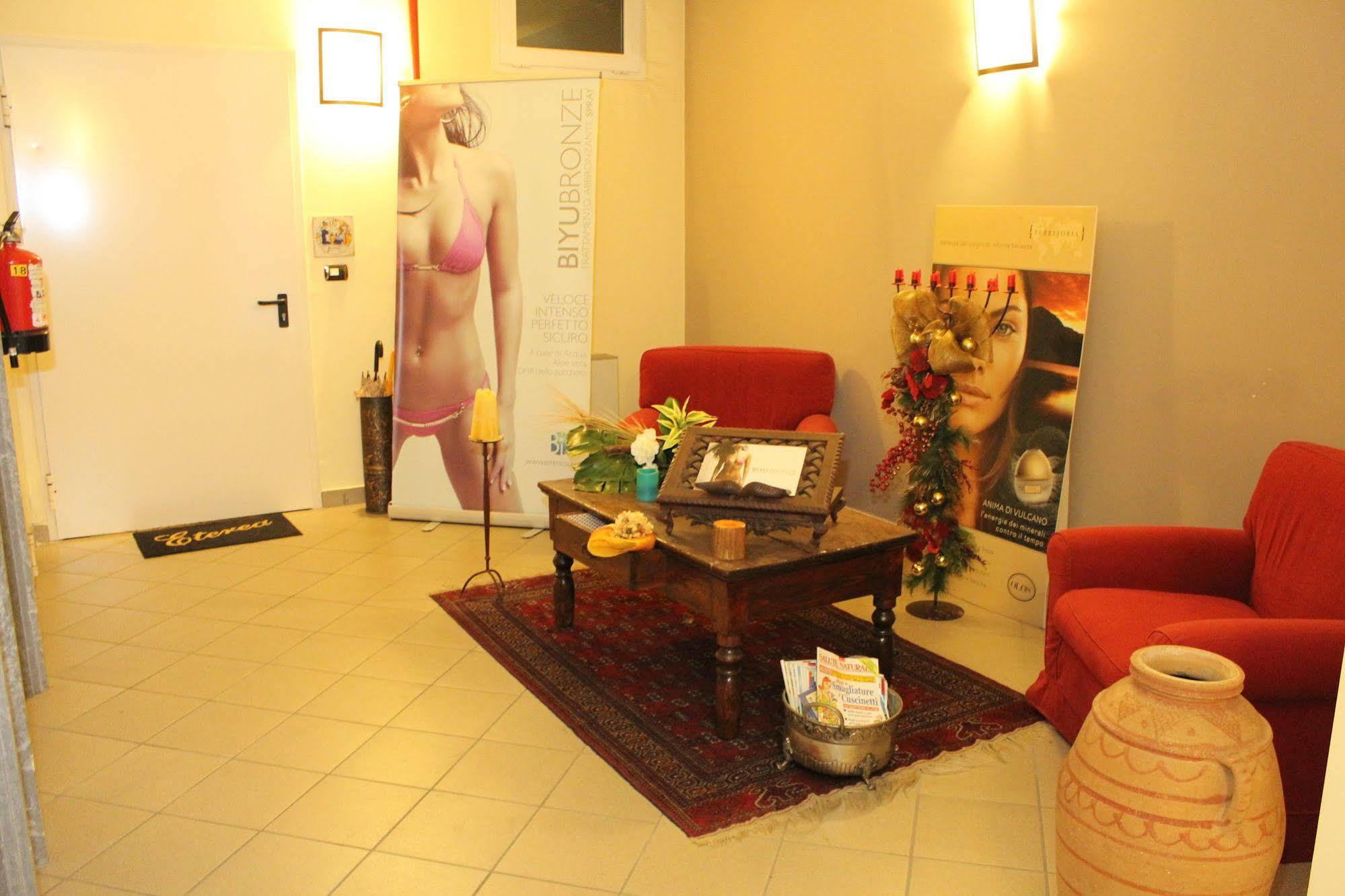 Hotel Scia' On Martin Buscate